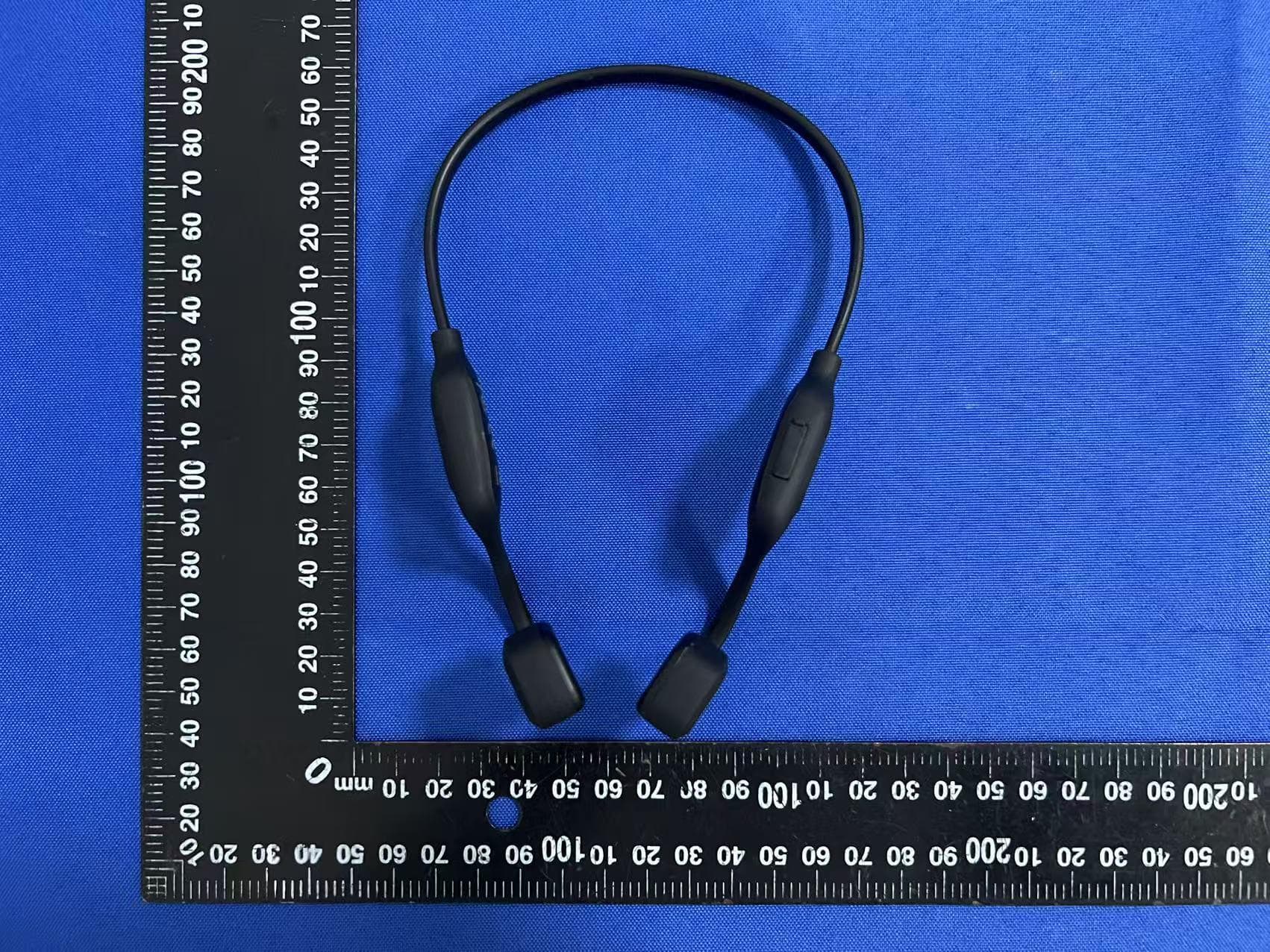 Bluetooth headphones - FCC ID 2BDA3I19PRO - Shenzhen XingYida Technology Co., LTD.