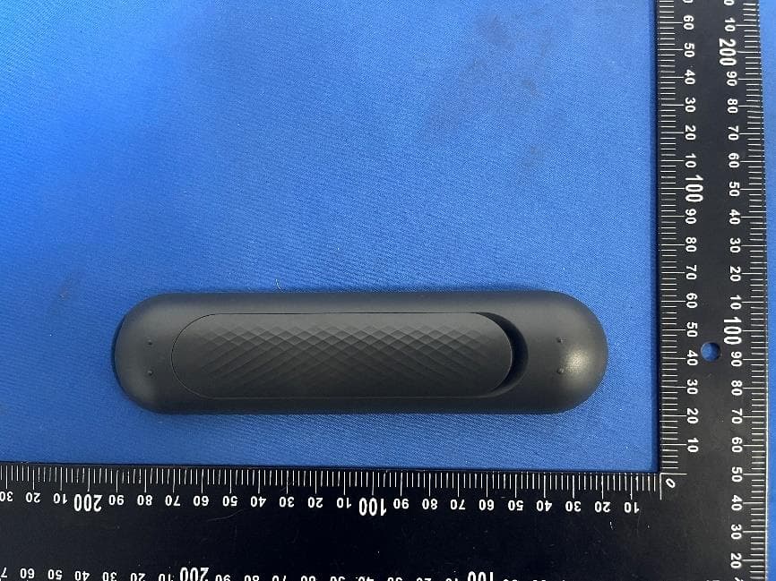 Bluetooth voice remote control - FCC ID 2BDAL-RC-50 - Huizhou Wanzhisheng New Energy Technology CO., LTD