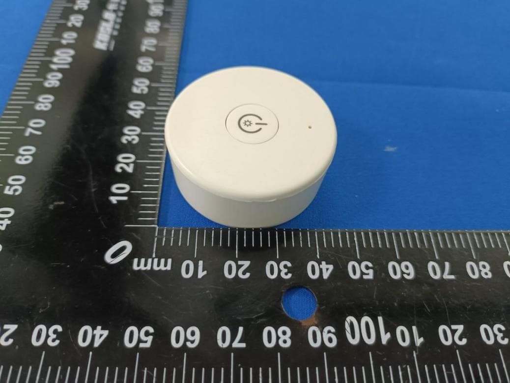 One-key RF Remote Controller - FCC ID 2BDBM-R1-1 - GUANGZHOU SKYDANCE CO.,LTD (5)