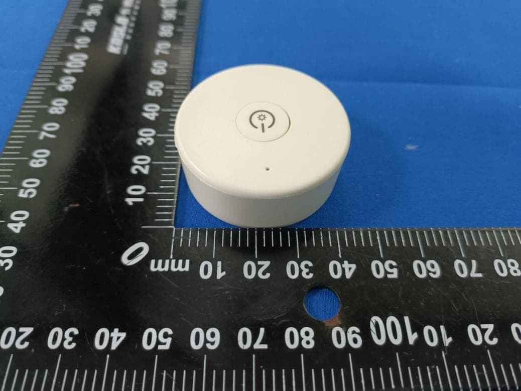 One-key RF Remote Controller - FCC ID 2BDBM-R1-1 - GUANGZHOU SKYDANCE CO.,LTD (4)