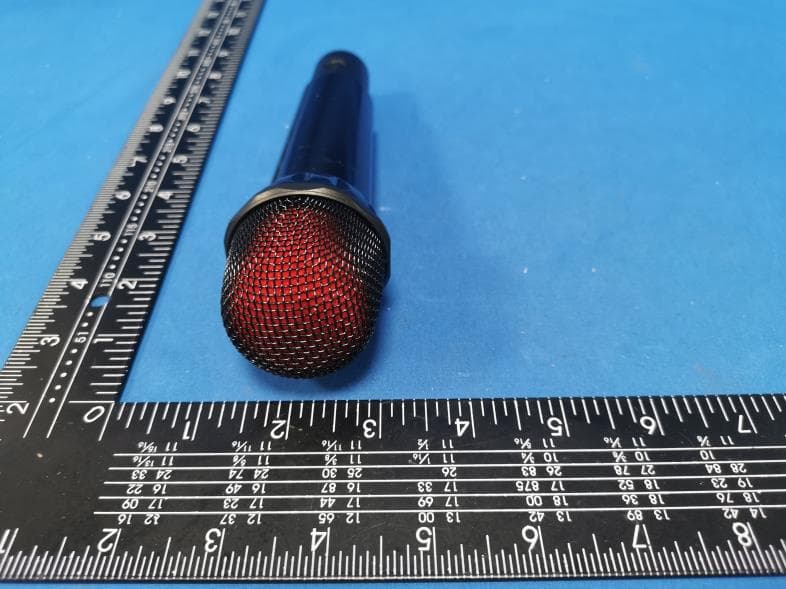 Portable speaker with microphone - FCC ID 2BDCA-VBAT22241 - ETI GROUP LIMITED