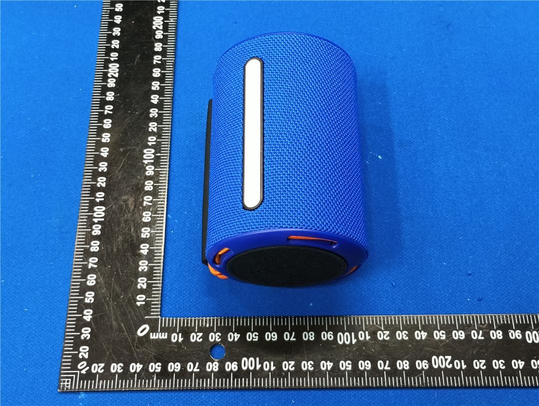 Bluetooth speaker - FCC ID 2BDCS-ST-290 - Dongguan Shengxiang Technology Co., Ltd. (3)