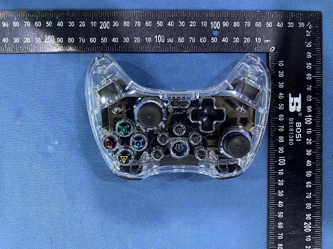 Wireless gaming controller - FCC ID 2BDCYTURBX01 - targettap,Inc