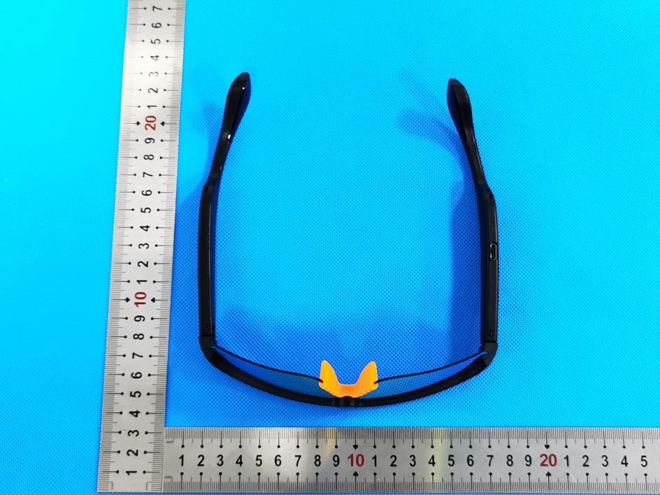 Smart Bluetooth Glasses - FCC ID 2BDD5-AIMB - Shenzhen SHOCII Technology Co, Ltd (4)