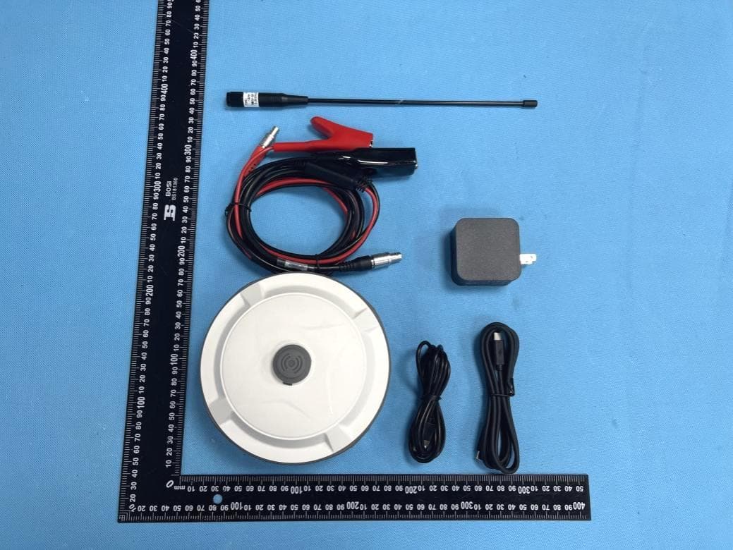 GNSS RECEIVER - FCC ID 2BDE5-G40PLUS - GUANGZHOU GEOSURV INFORMATION TECHNOLOGY Co., Ltd (3)