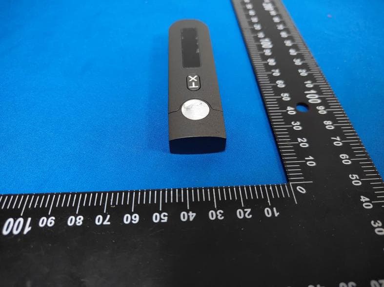Wireless HD Transmitter Receiver kit - FCC ID 2BDF3-H1 - Shenzhen Xinhaoyuan Technology Co,Ltd (4)