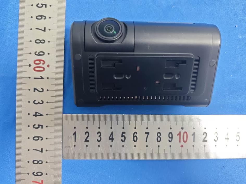 Dash Cam - FCC ID 2BDFQ-T10 - Guangzhou Xingchi Automotive Electronics Co., Ltd. (2)