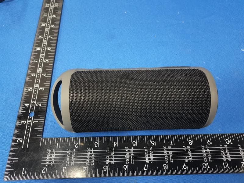 Bluetooth Speaker - FCC ID 2BDI8-BAS-214 - Kane and McHenry Enterprises, LLC