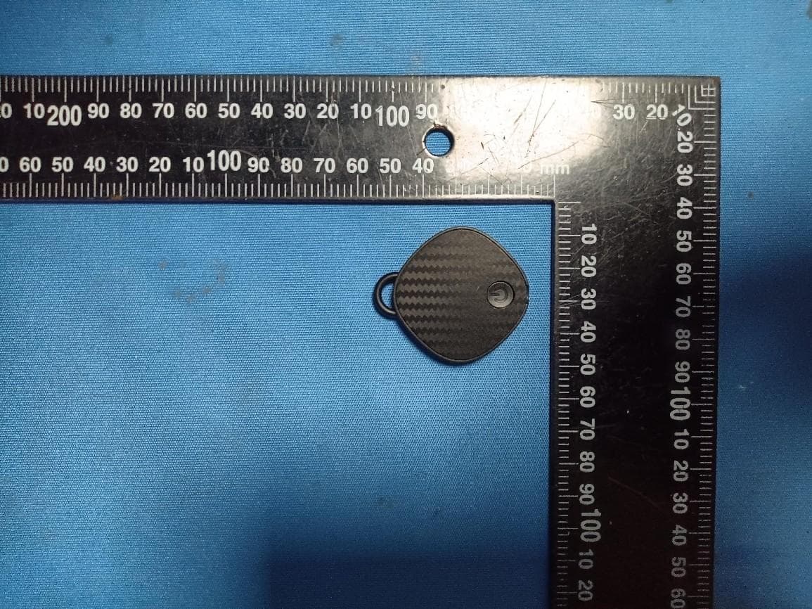 Bluetooth locator - FCC ID 2BDJL-CH-11 - Shenzhen Chiheng Industrial Co., Ltd (3)