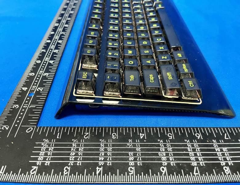 Wireless keyboard - FCC ID 2BDL4-KM113 - Dongguan Shijia Electronic Technology Co., Ltd.