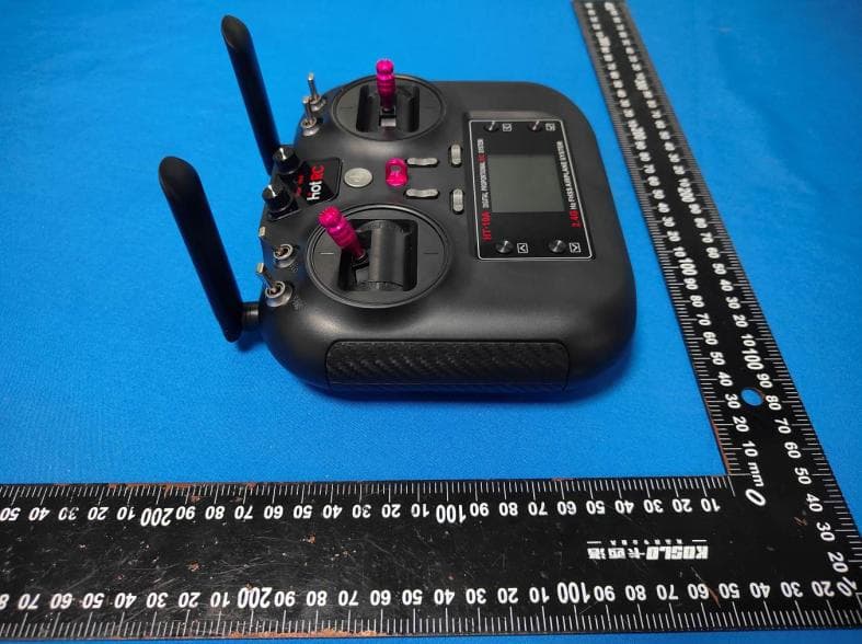 2.4G radio remote control - FCC ID 2BDLE-HT-10A - Shenzhen HOTRC Technology Co., Ltd (2)
