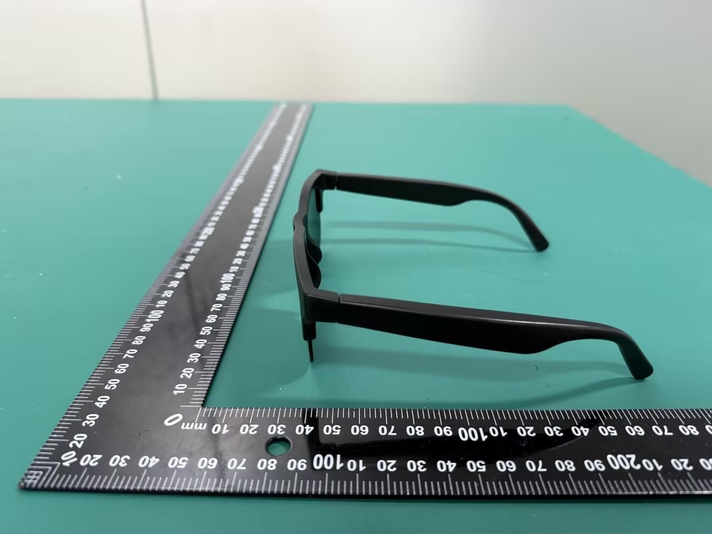 SMART GLASSES - FCC ID 2BDM8-D12 - Shenzhen KY Intelligent Digital Co., ltd (5)