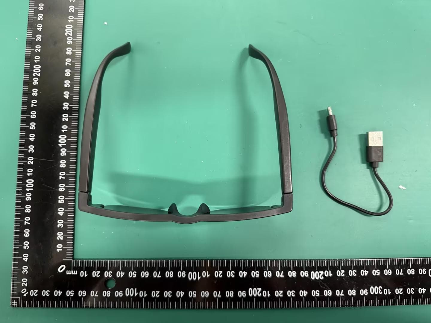 SMART GLASSES - FCC ID 2BDM8-D12 - Shenzhen KY Intelligent Digital Co., ltd (2)