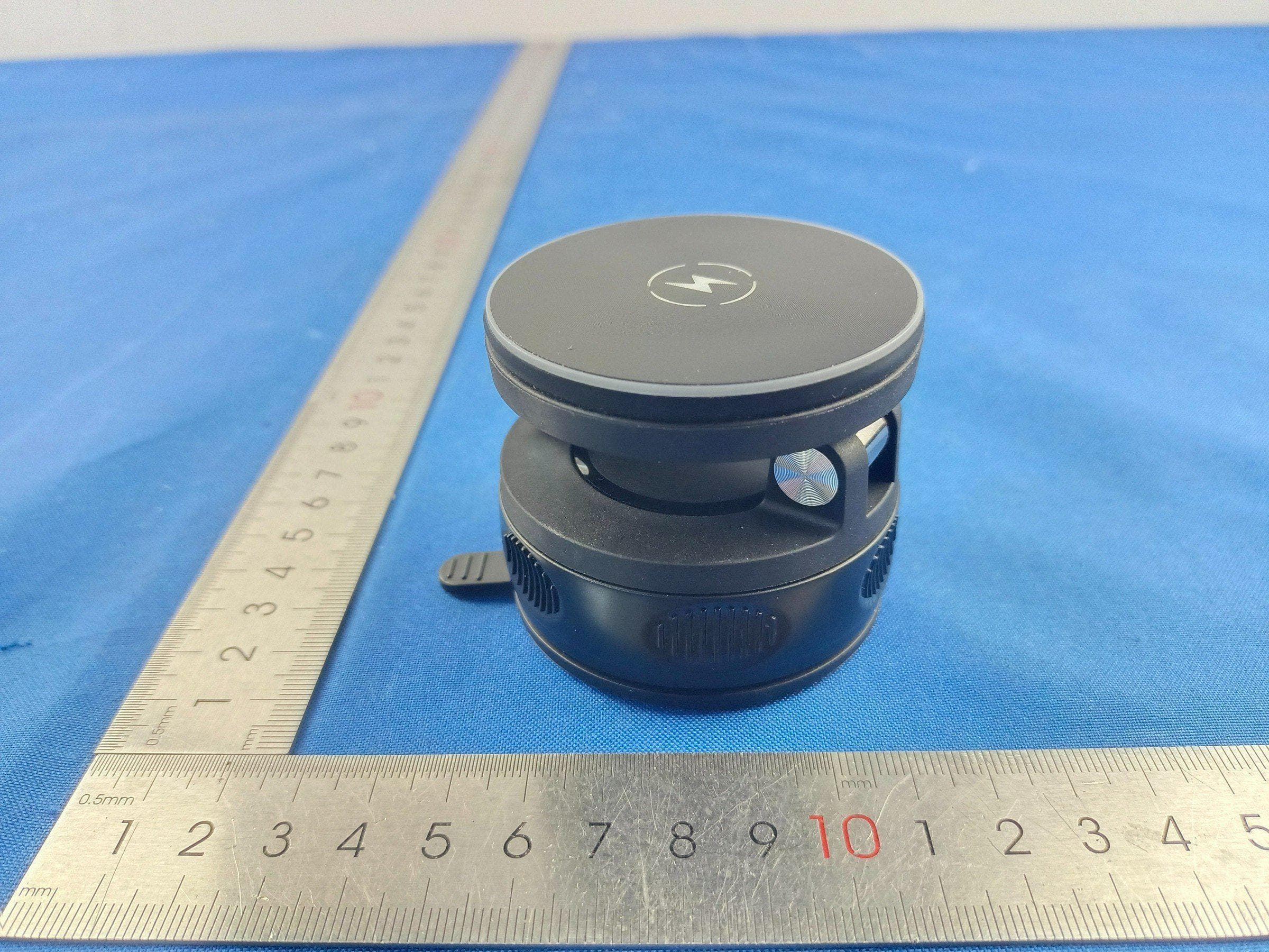 Fast Wireless Charging Holder - FCC ID 2BDOG-H173-2 - DongGuan ChuangJie Electronics Co., Ltd. (5)