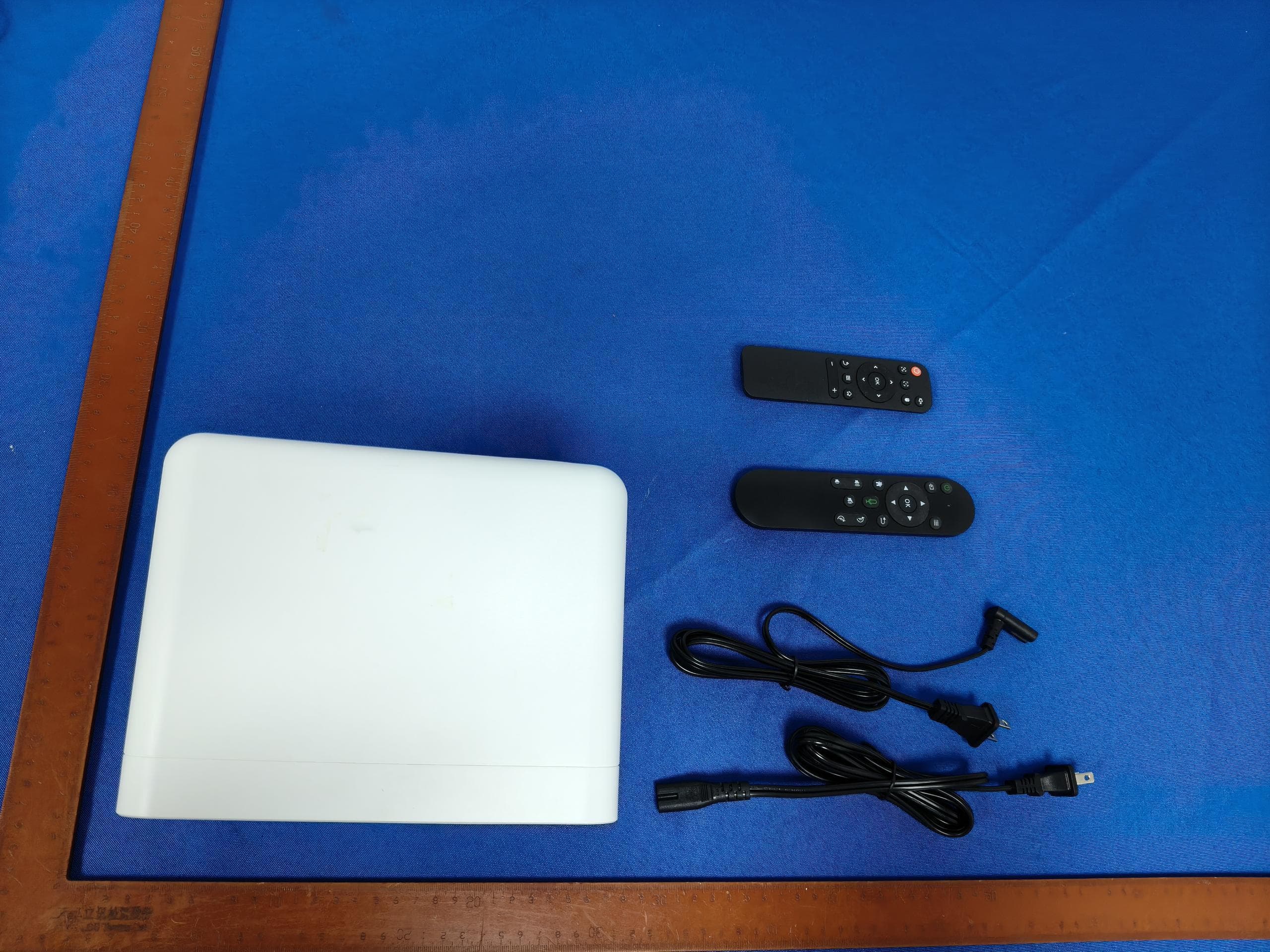 LED PROJECTOR - FCC ID 2BDRG-A6PRO2 - SHEN ZHEN XIN SHENG SHANG TECHNOLOGY CO.,LTD