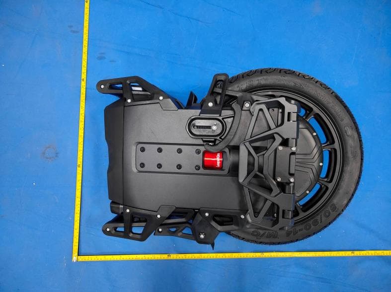 Electric unicycle - FCC ID 2BDSK-LYNX-S - Guangzhou Coyote Intelligent Equipment Co., Ltd.
