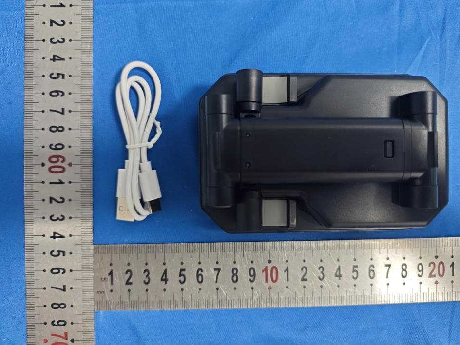 Bluetooth speaker CP8 - FCC ID 2BDTK-CP8 - Shenzhen Lanmi Electronics Co., Ltd (2)