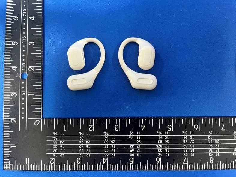 Bluetooth headset - FCC ID 2BDU9-C01 - Lingxin Technology (Shenzhen) Co., Ltd