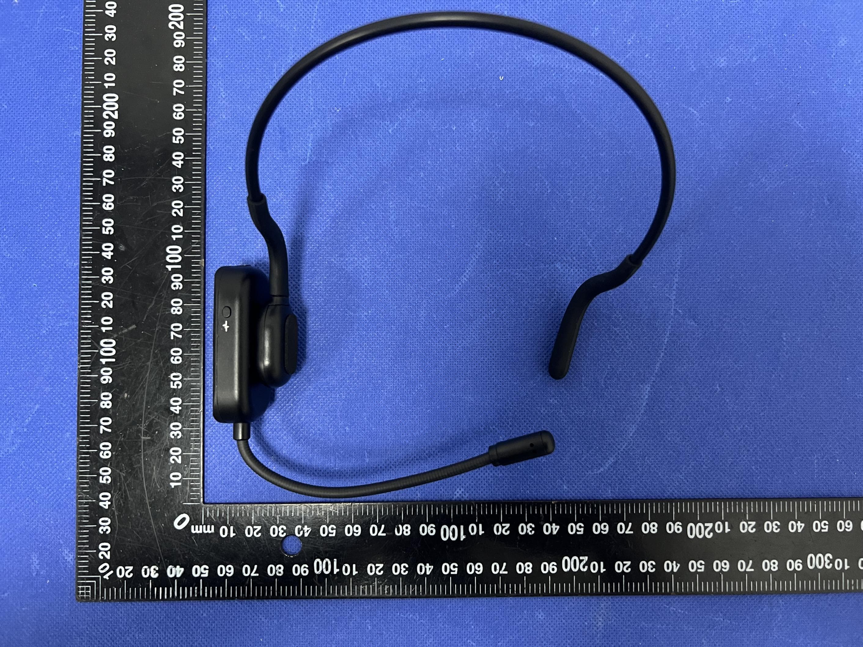 WIRELESS HEADSET MICROPHONE - FCC ID 2BDUR-3301587 - RADIOSHACK WORLDWIDE CORP.