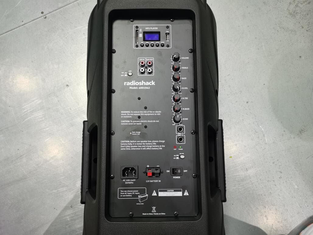 SPEAKER BOX - FCC ID 2BDUR-4001942 - RADIOSHACK WORLDWIDE CORP.