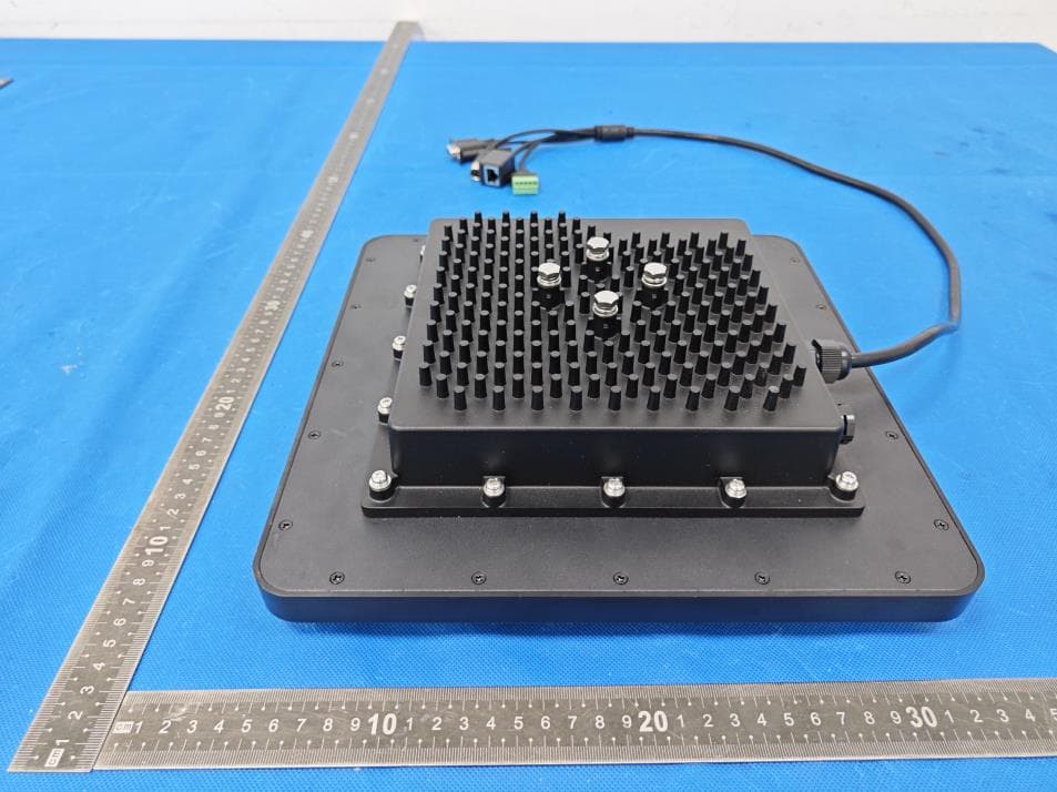 UHF RFID INTEGRATED READER - FCC ID 2BDWS-RU17G09B03 - SHENZHEN SYSIOT CO., LTD. (2)