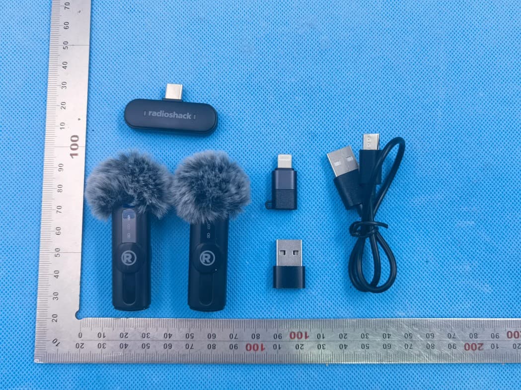 DUAL WIRELESS LAPEL MICROPHONE KIT - FCC ID 2BDXE-3301591 - RADIOSHACK WORLDWIDE CORP. (5)