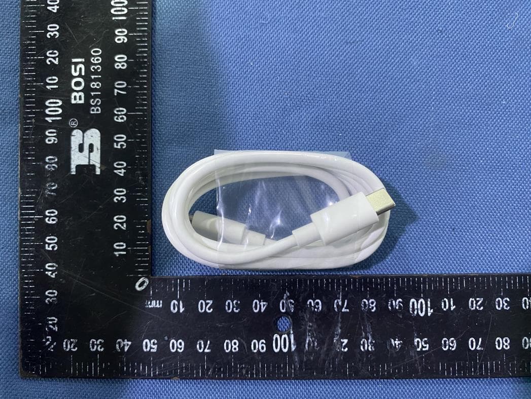 Smartphone - FCC ID 2BDXXBDCT1 - INVENTUS GROUP LTD (3)