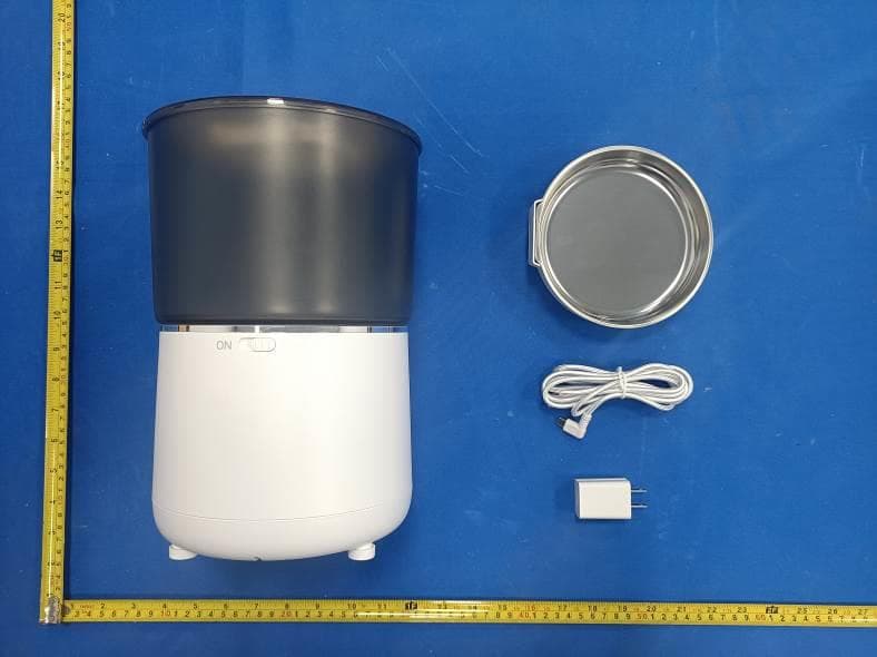 Pet Feeder - FCC ID 2BDYZ-PFF040 - Dongguan Zhiyihong hardware and Plastics Co. , Ltd. (3)