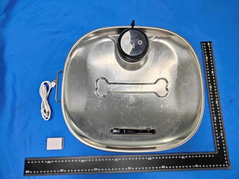 Pet Water Dispenser - FCC ID 2BDYZ-WF400 - Dongguan Zhiyihong hardware and Plastics Co. , Ltd. (3)