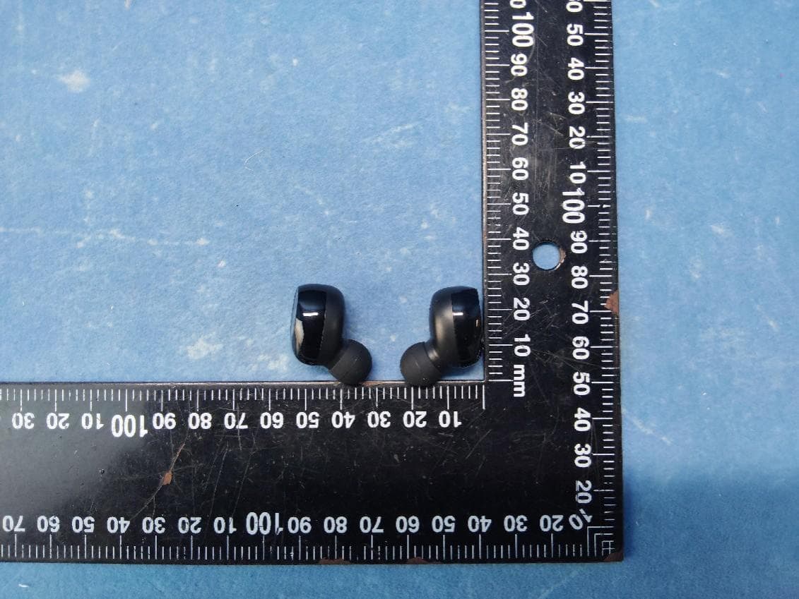 wireless headphone - FCC ID 2BDZJ-BQ60 - Dongguan Yande Electronic Technology Co., Ltd