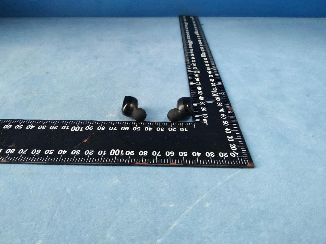 wireless headphone - FCC ID 2BDZJ-BQ70 - Dongguan Yande Electronic Technology Co., Ltd (4)