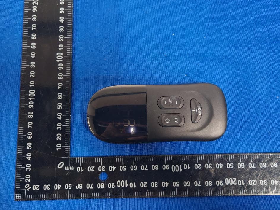 RED LIGHT THERAPY REMOTE CONTROL - FCC ID 2BE2A-BWRJY01 - YOUNGY HEALTH CO.,LTD.