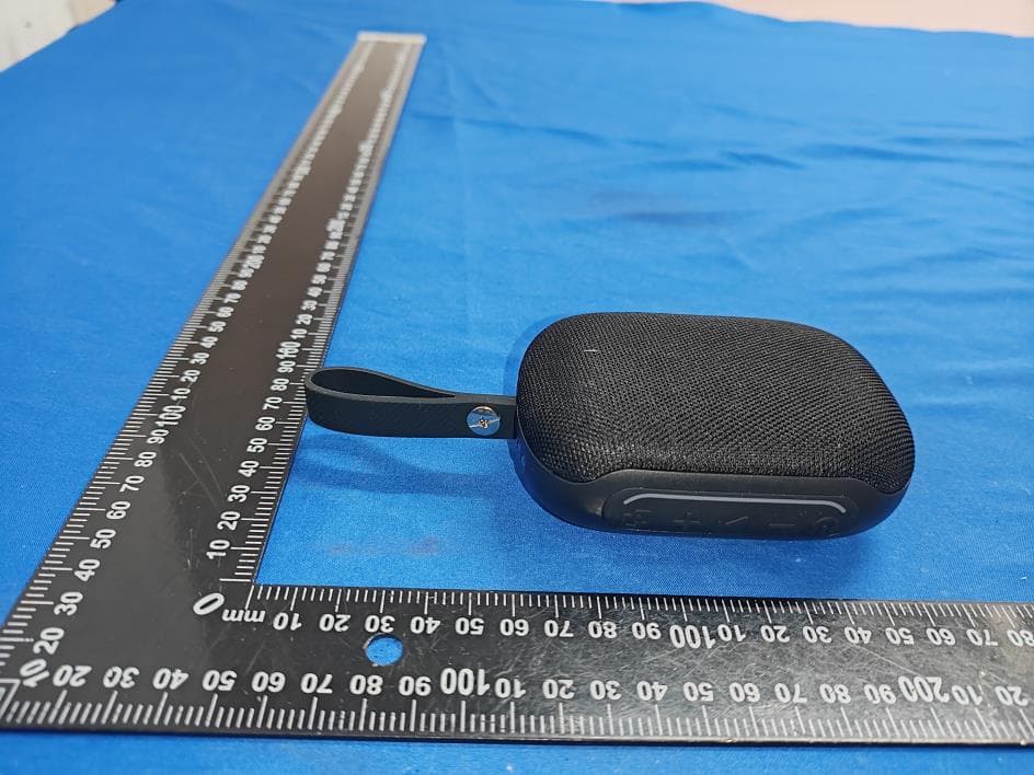 Speaker - FCC ID 2BE3V-WP03D - Shenzhen Peicheng Technology Co.,Ltd (3)