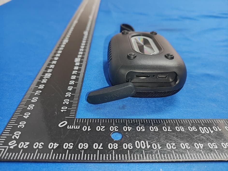 Speaker - FCC ID 2BE3V-WP03D - Shenzhen Peicheng Technology Co.,Ltd (4)