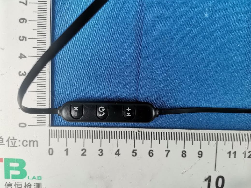 Bluetooth Stereo Earbuds - FCC ID 2BE3Y-192540802 - GOLDEN WATER HK LIMITED (2)