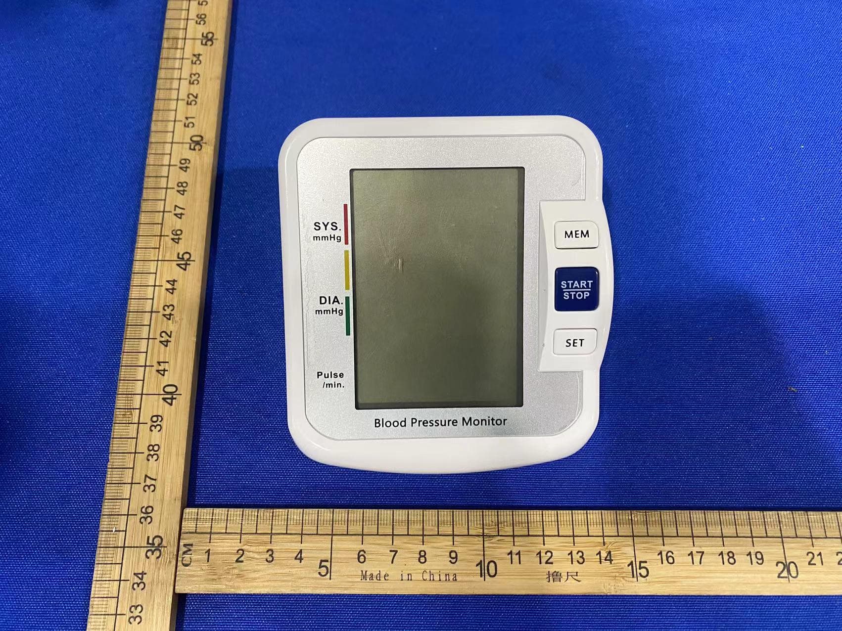 Automatic Upper Arm Blood Pressure Monitor - FCC ID 2BE44-ET24BLE - DONGGUAN E-TEST TECHNOLOGY CO., LTD.