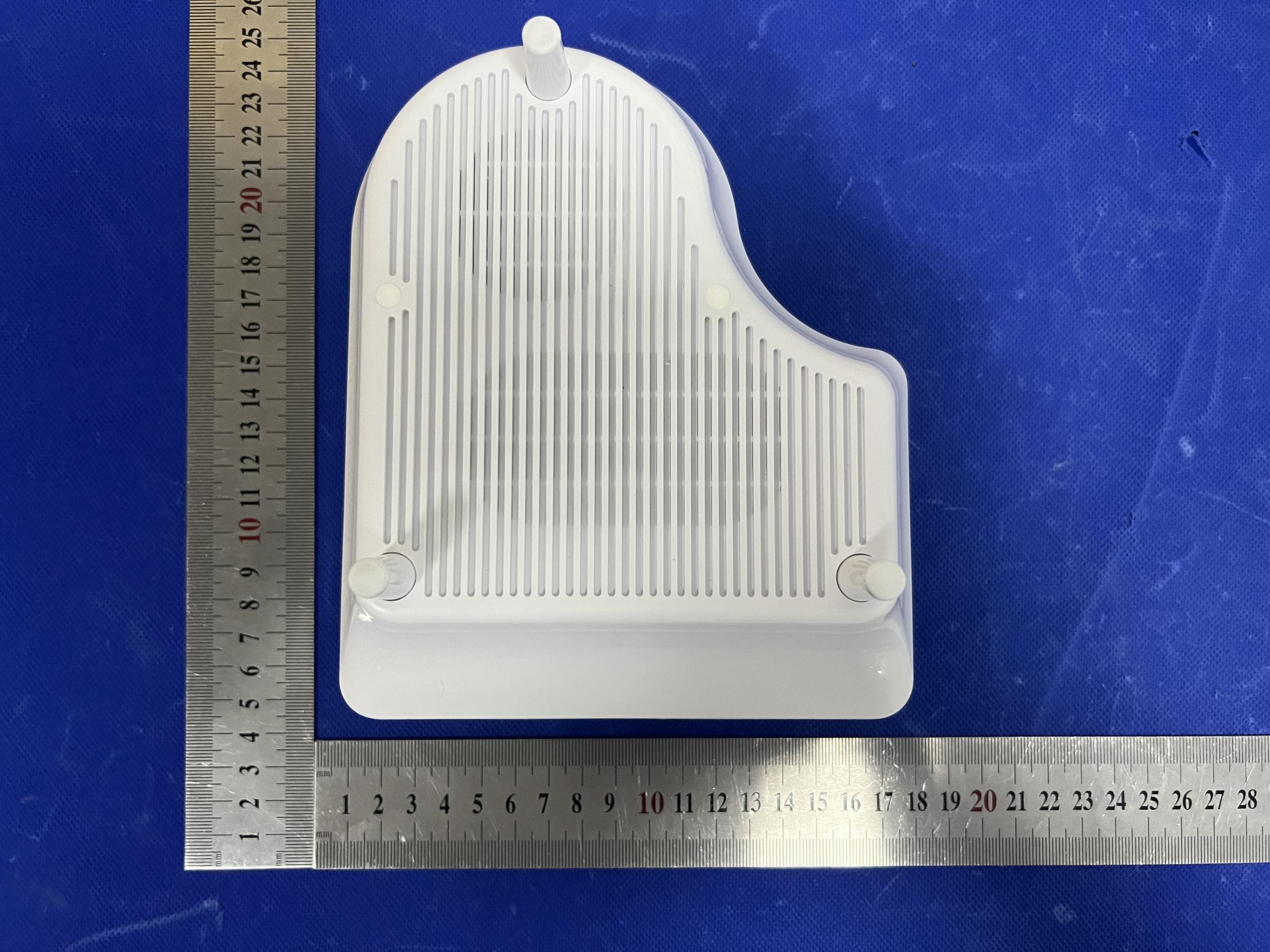 Wireless charger Bluetooth speaker - FCC ID 2BE8M-A5 - DINGSOUND ELECTRONIC TECHNOLOGY CO.,LIMITED (3)