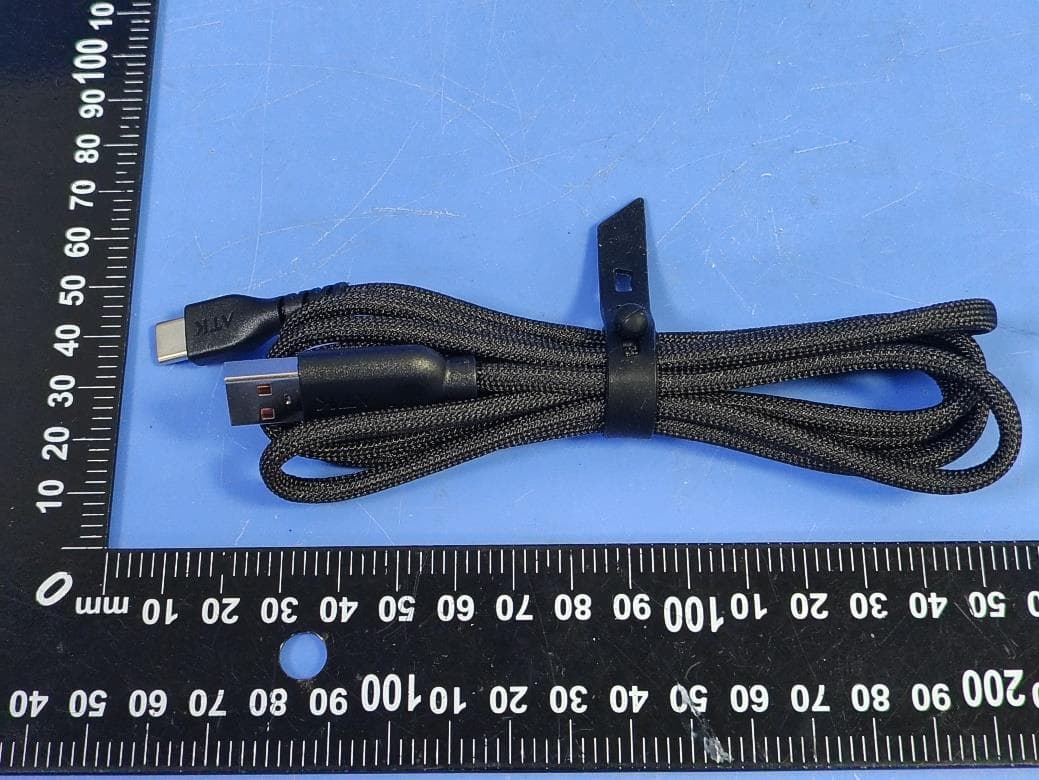 ATK BLAZING SKY U2 Lightweight Wireless Mouse - FCC ID 2BE9P-ATK-MA23701 - Shenzhen Yizhita Technology Co., Ltd