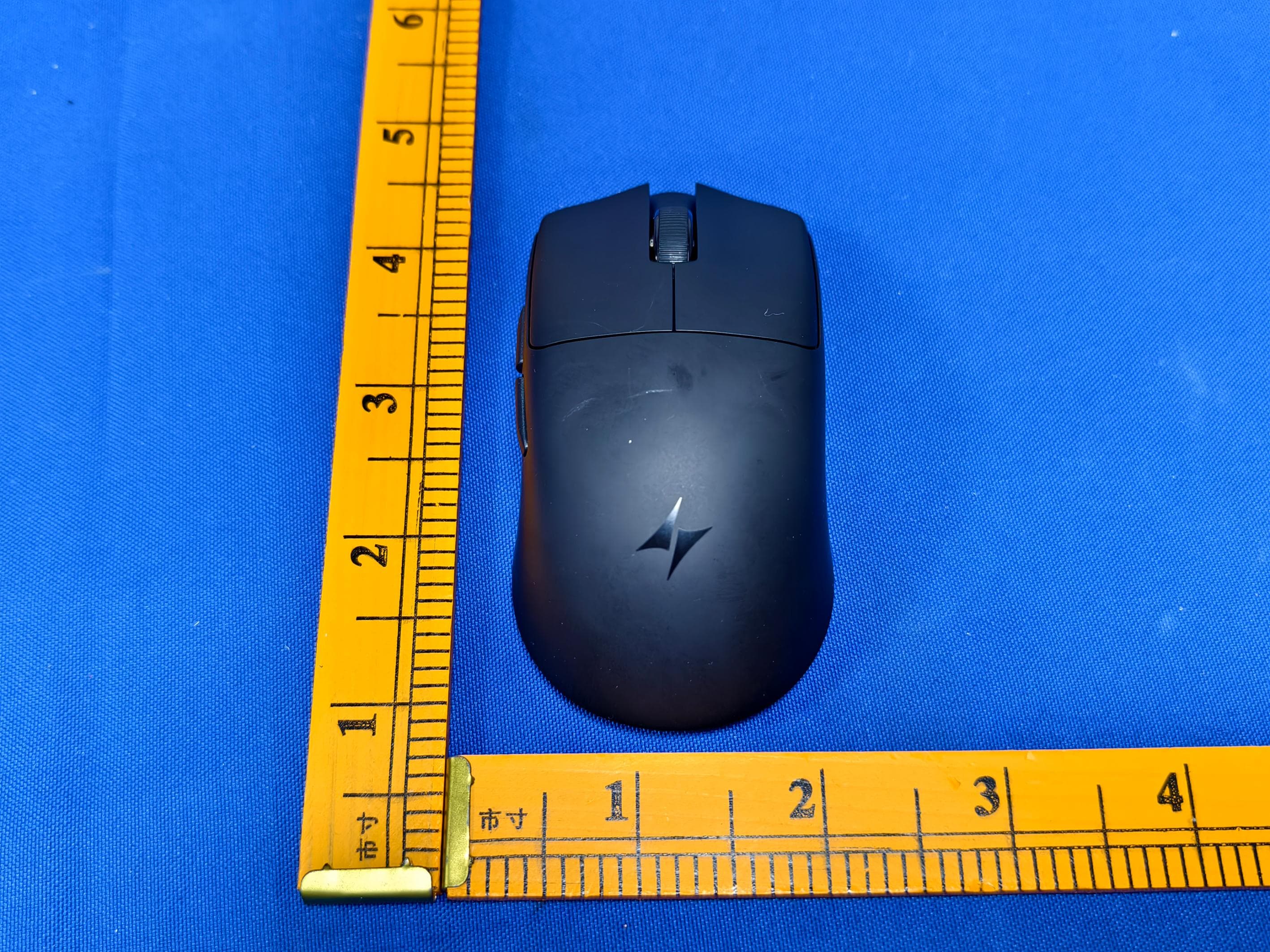 ATK BLAZING SKY F1 Ultra-Lightweight Solid-Shell Mouse - FCC ID 2BE9P-KL2KKUQ8F - Shenzhen Yizhita Technology Co., Ltd (2)