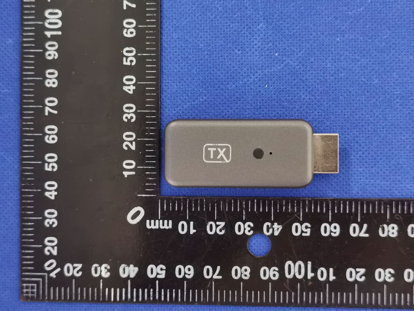 Wireless HD Transmitter& Receiver kit - FCC ID 2BEAY-T81 - Shenzhen Tinghao Technology Co., Ltd. (3)