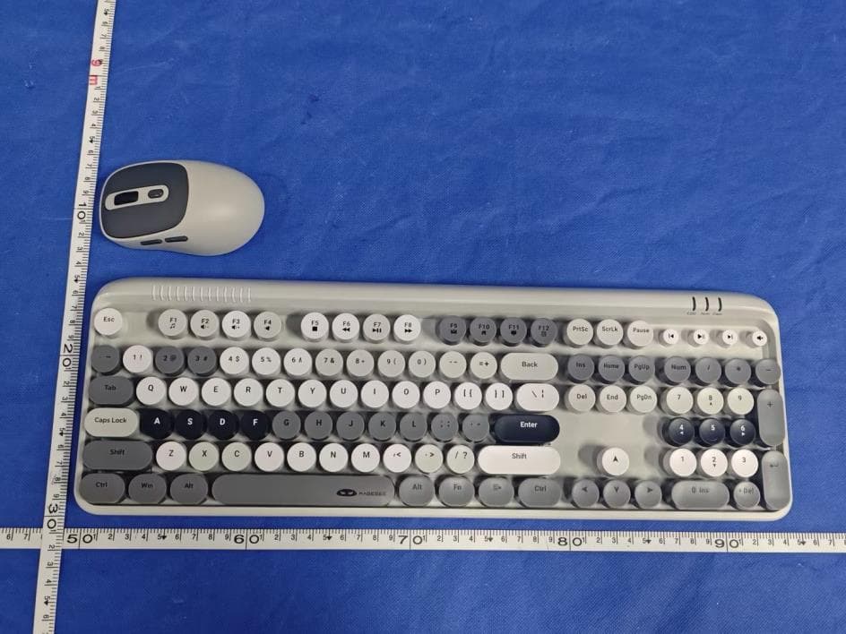 Keyboard - FCC ID 2BEBK-V920 - Shenzhen Xinpincheng Technology Co., Ltd