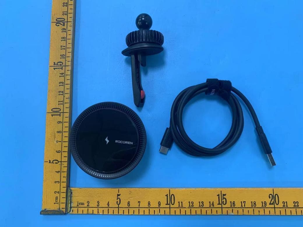 Magnetic wireless charging car holde - FCC ID 2BEDN-RCZJW-XK01 - Nanchang Nuankui Technology Co., Ltd (5)