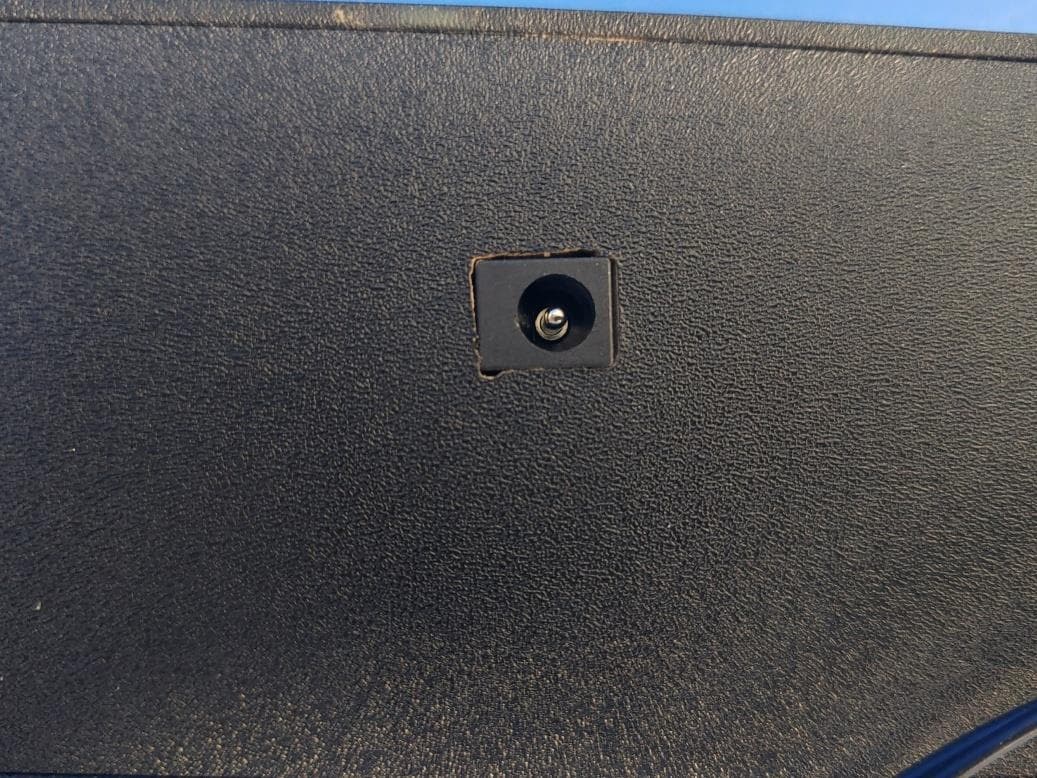 Bluetooth speaker - FCC ID 2BEEO-J2005 - Dong guan City Huge Sun Lighting Co.,LTD