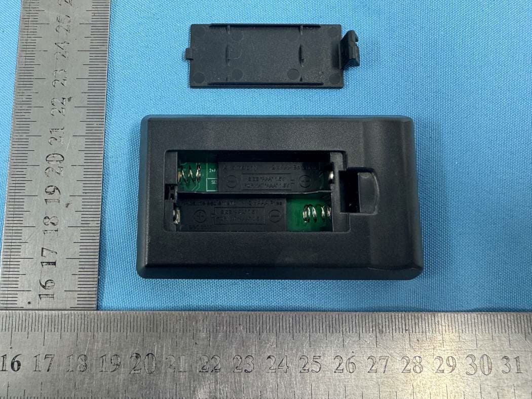 Remote control - FCC ID 2BEERYH13-003 - Quang Dong Vu Hao Electronics Co., Ltd (3)