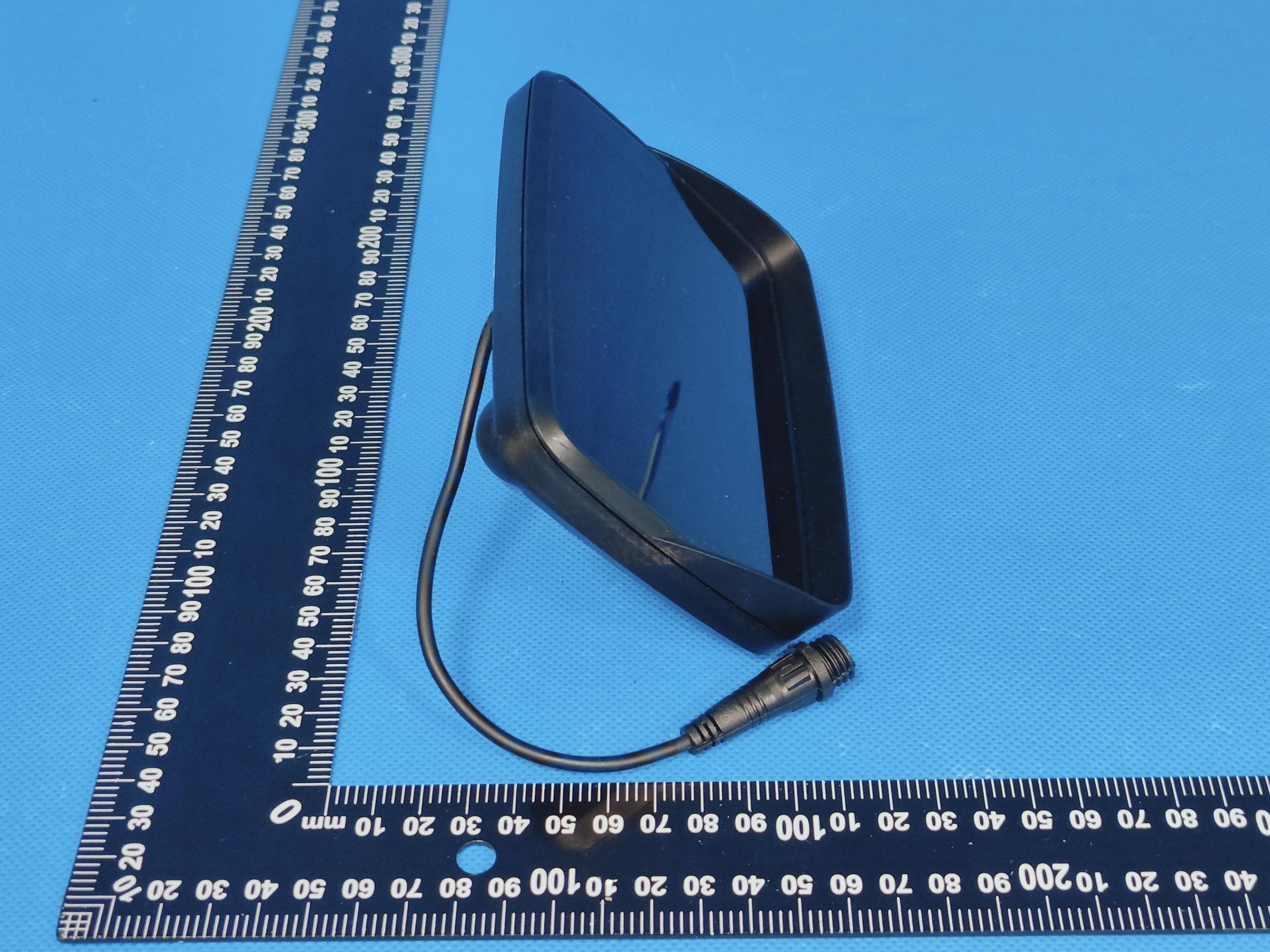 Motorcycle navigator - FCC ID 2BEET-SK-8168 - Shenzhen Oukai Automotive Technology Co., Ltd (3)