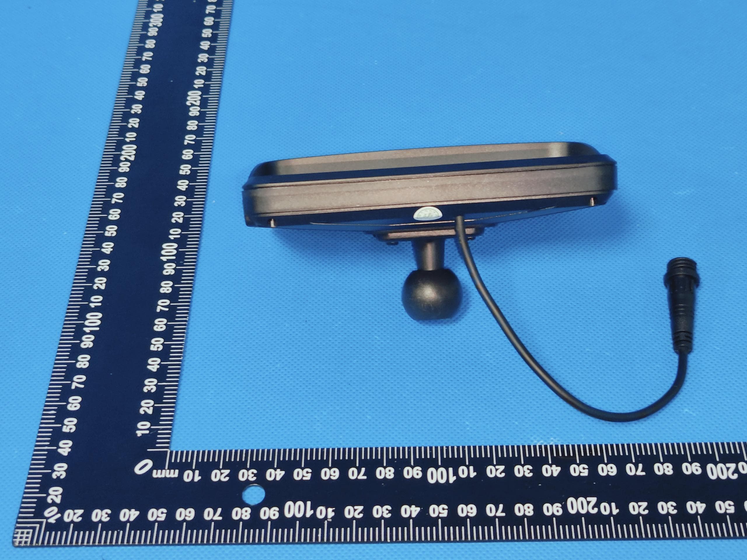 Motorcycle navigator - FCC ID 2BEET-SK-8168 - Shenzhen Oukai Automotive Technology Co., Ltd (4)