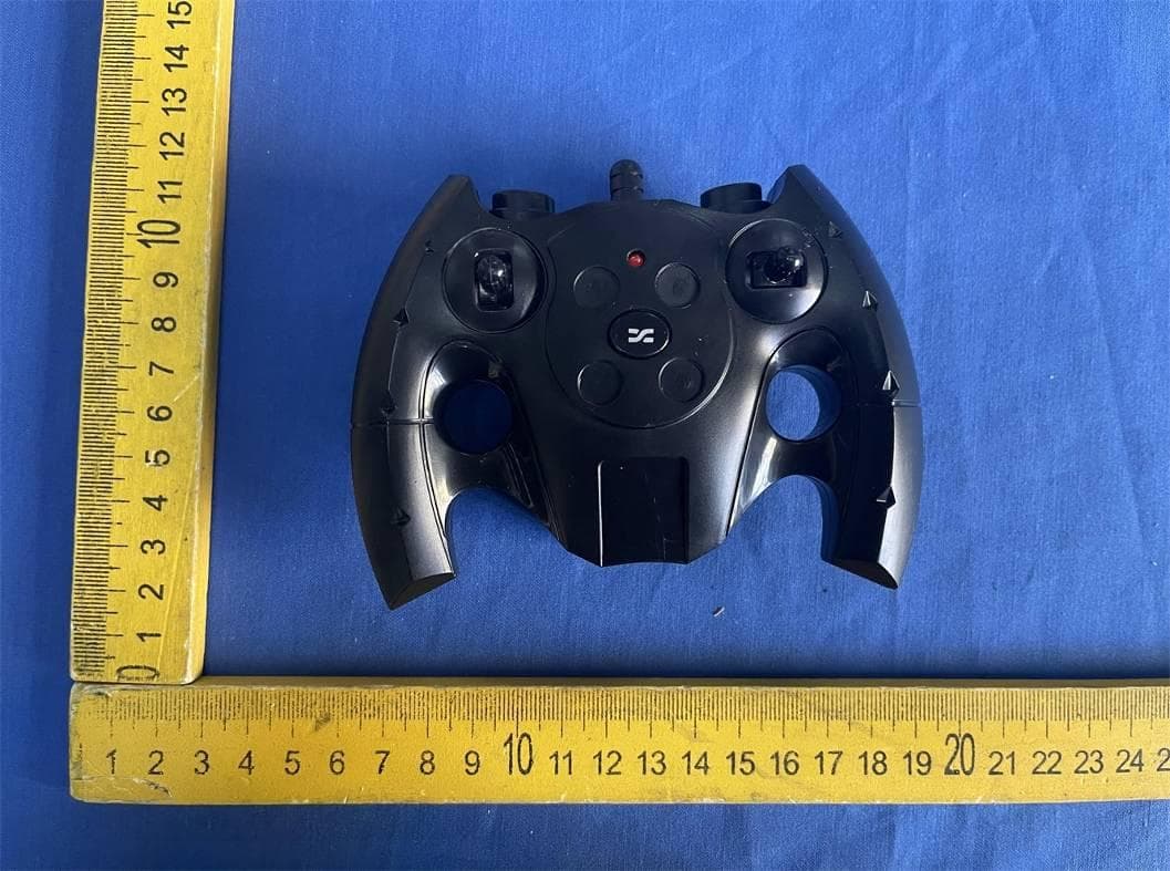 Remote control toys - FCC ID 2BEFC-2019-54 - Shantou Chenghai District Xinhaojing Toy Factory