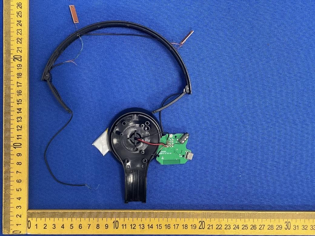 Bluetooth headphone - FCC ID 2BEHM-CAT - Shantou Chaoyang Xinhuasheng Electronics Factory