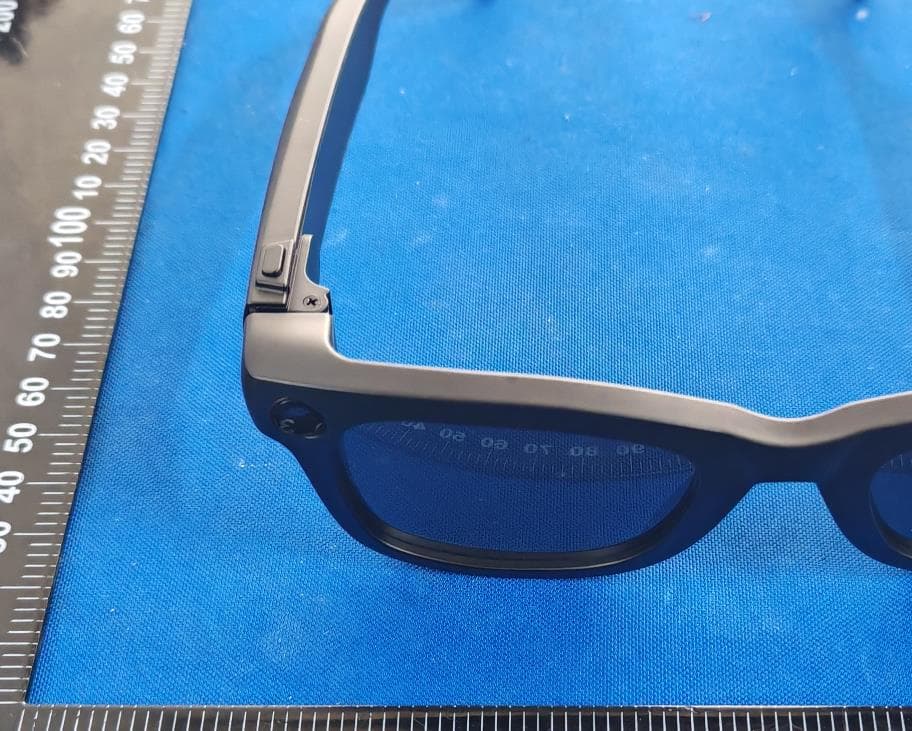 SMART GLASSES - FCC ID 2BEKU-T100 - Huizhou JTLlink Technology Co., Ltd (2)