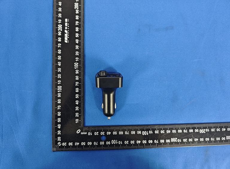 Car bluetooth charger - FCC ID 2BEMR-P29 - Shenzhen Baiyin Technology Co., LTD (4)